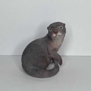 'violet' Roger Brown's Babies Of Endangered Species Figurine Collection 1984
